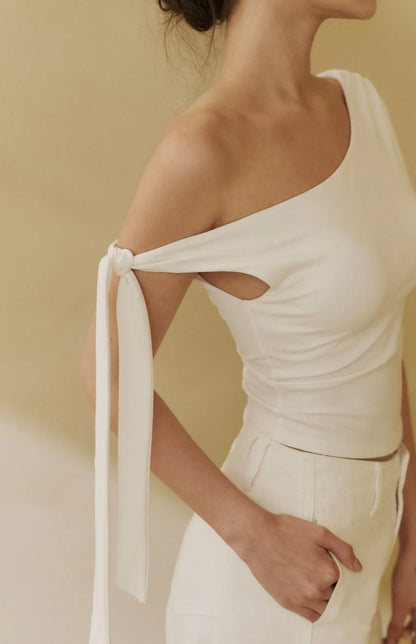 One-Shoulder Ruched Knot Tie Bra Top<br/>單肩抓皺褶綁帶Bra Top