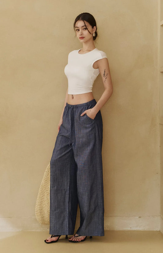 Tencel Drawstring Wide-Leg Jeans<br/>天絲感抽繩牛仔寬褲