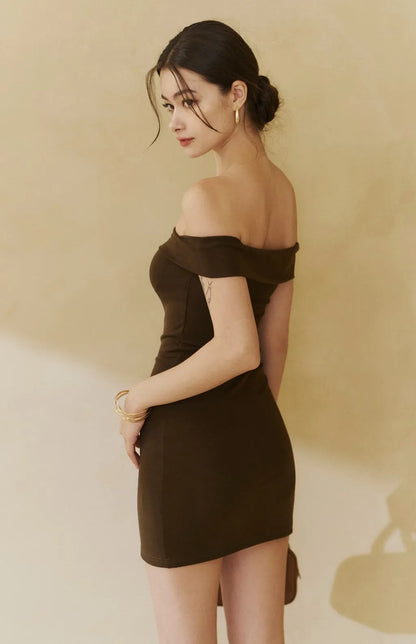 French Off-Shoulder Bodycon Mini Bra Dress<br/>法式一字領包臀Bra Dress