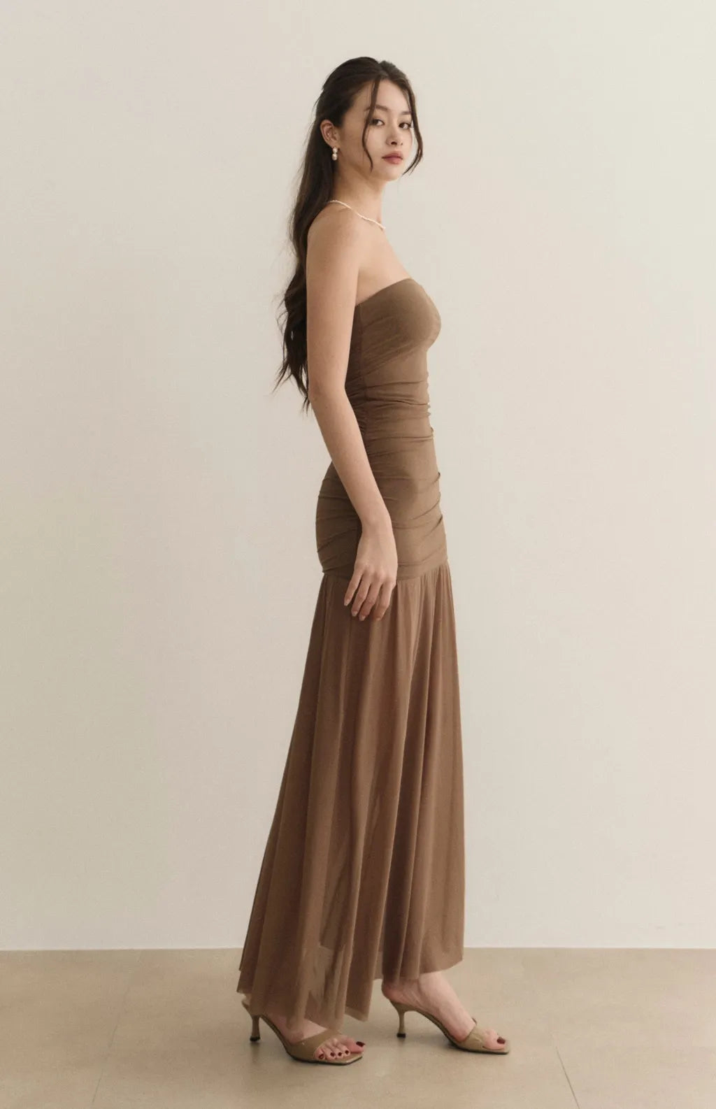 Strapless Ruched Sheer Overlay Bra Dress<br/>歐美平口抓皺收腰Bra Dress