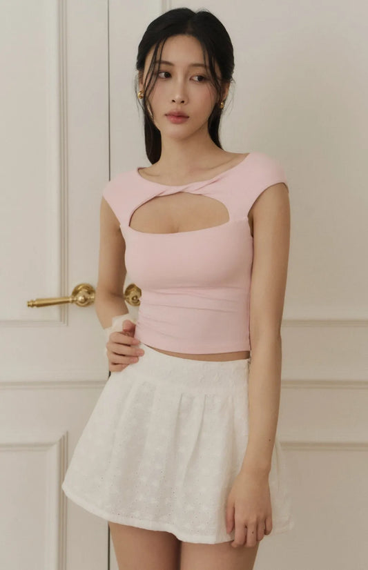 Boatneck Twist-Front Cutout Bra Top<br/>船型領扭結鏤空造型Bra Top