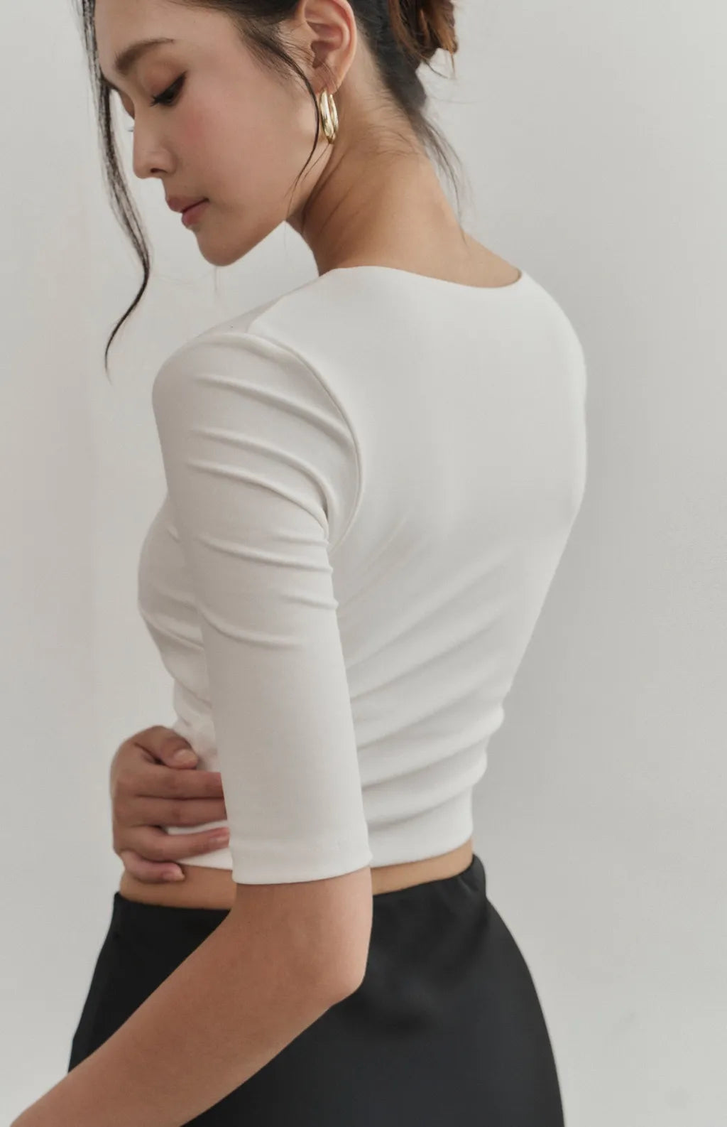 Half-Sleeve V-Neck Bra Top<br/>五分袖美胸V領Bra Top