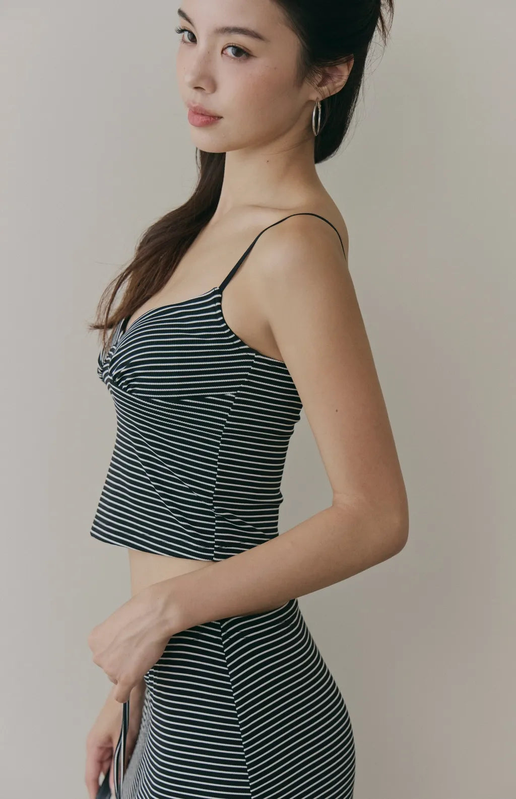 Striped Ruched-Bust V-Neck Cami Bra Top<br/>條紋V領美胸抓皺Bra Top