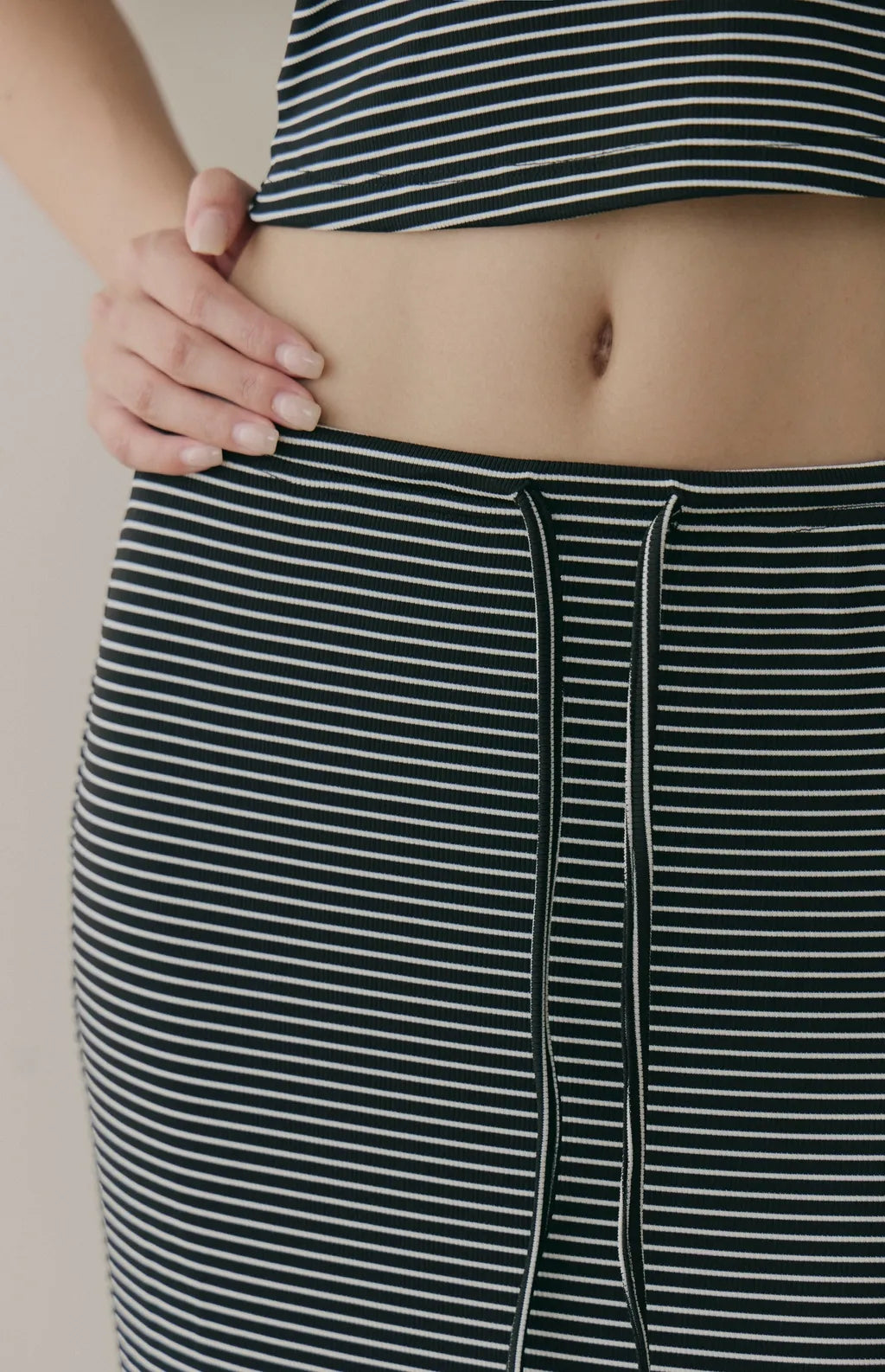 Striped Drawstring Mermaid Maxi Skirt<br/>條紋抽繩魚尾長裙