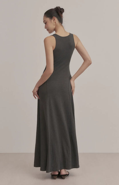 Square-Neck Ruched Maxi Bra Dress<br/>方領削肩抓皺修身Bra Dress
