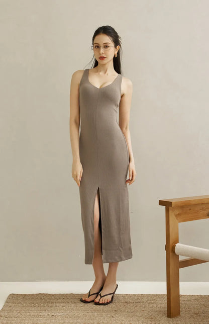 Rib Knit V-Neck Bra Dress<br/>坑條V領美胸前開衩Bra Dress