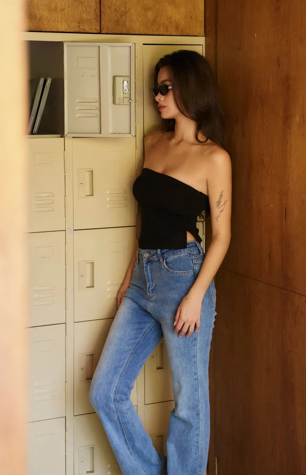 Ribbed Strapless Bra Top<br/>心機抓皺羅紋平口Bra Top