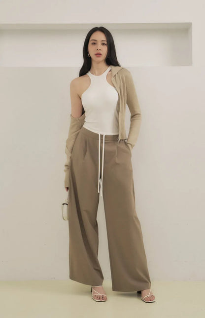 Drawstring Flared Chino<br/>抽繩撞色落地西裝褲