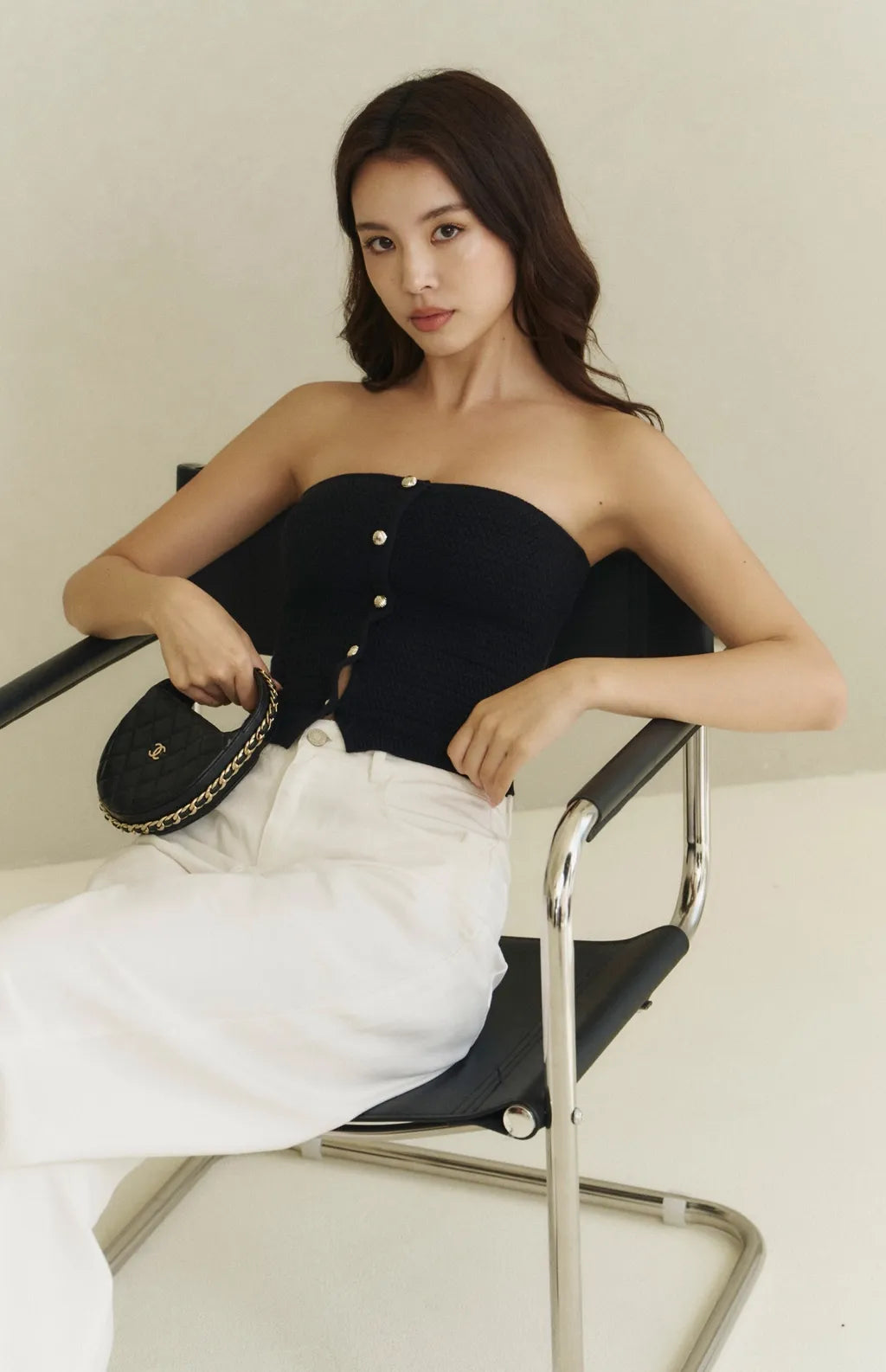 Front Button Strapless Bra Top<br/>質感織紋排釦平口Bra Top By Beigy - Milu