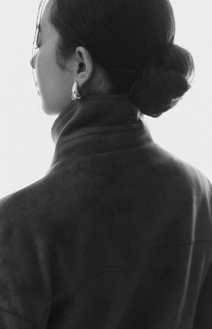 Minimal Suede Collared Zip Jacket<br/>極簡翻領麂皮外套