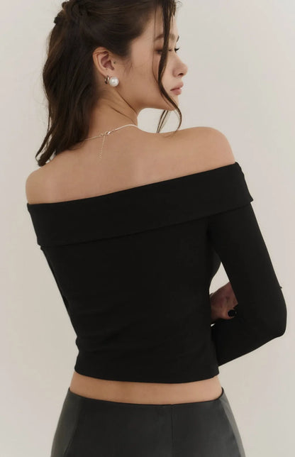 Off-Shoulder Cut-Out Long Sleeve Bra Top<br/>露肩一字領簍空長袖Bra Top