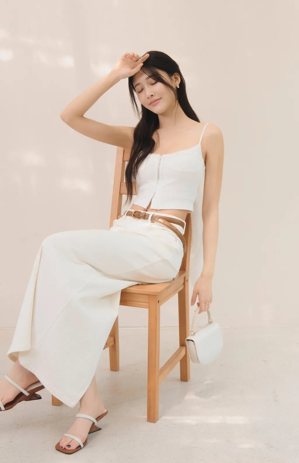 Lace Trim Hook-Front Knit Corset<br/>針織蕾絲勾釦馬甲Bra Top