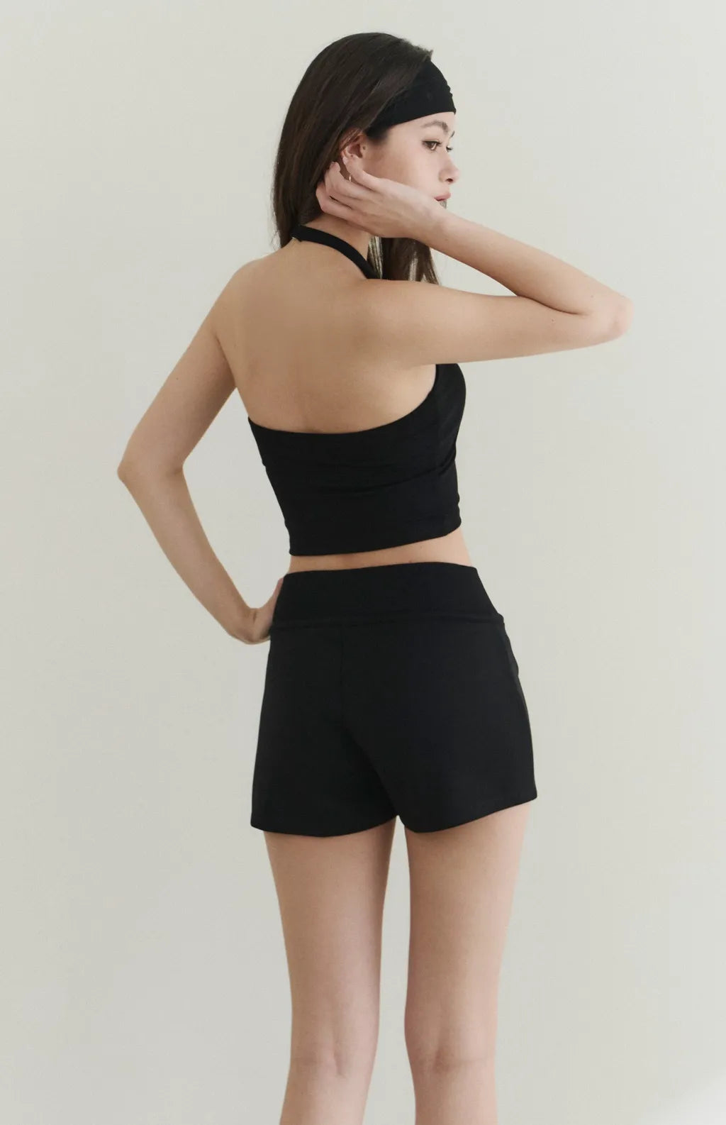 High-Neck Padded Tank<br/>涼感高領削肩Bra Top