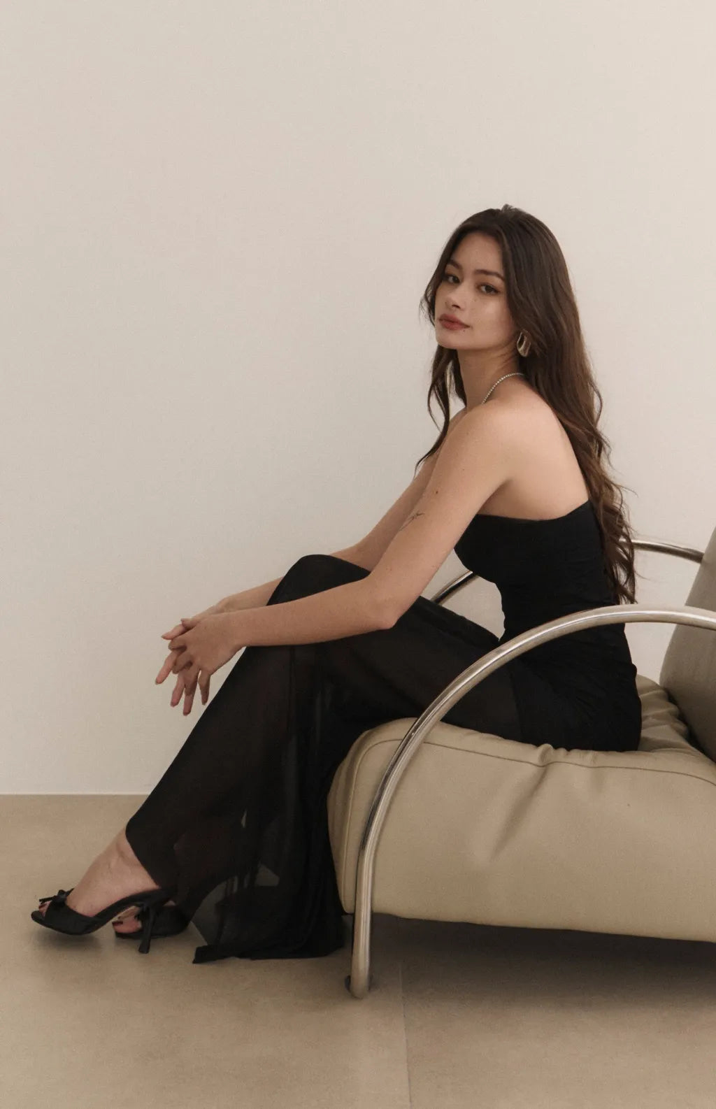 Strapless Ruched Sheer Overlay Bra Dress<br/>歐美平口抓皺收腰Bra Dress