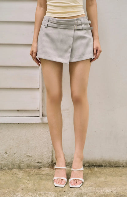 Pinstripe Double Belt Mini Skort<br/>雙腰帶條紋西裝褲裙