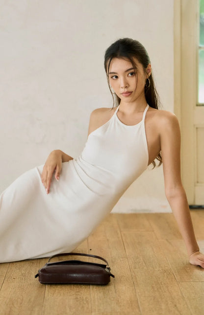 Halter Neck Crisscross Back Bra Dress<br/>美式削肩工字美背修身Bra Dress