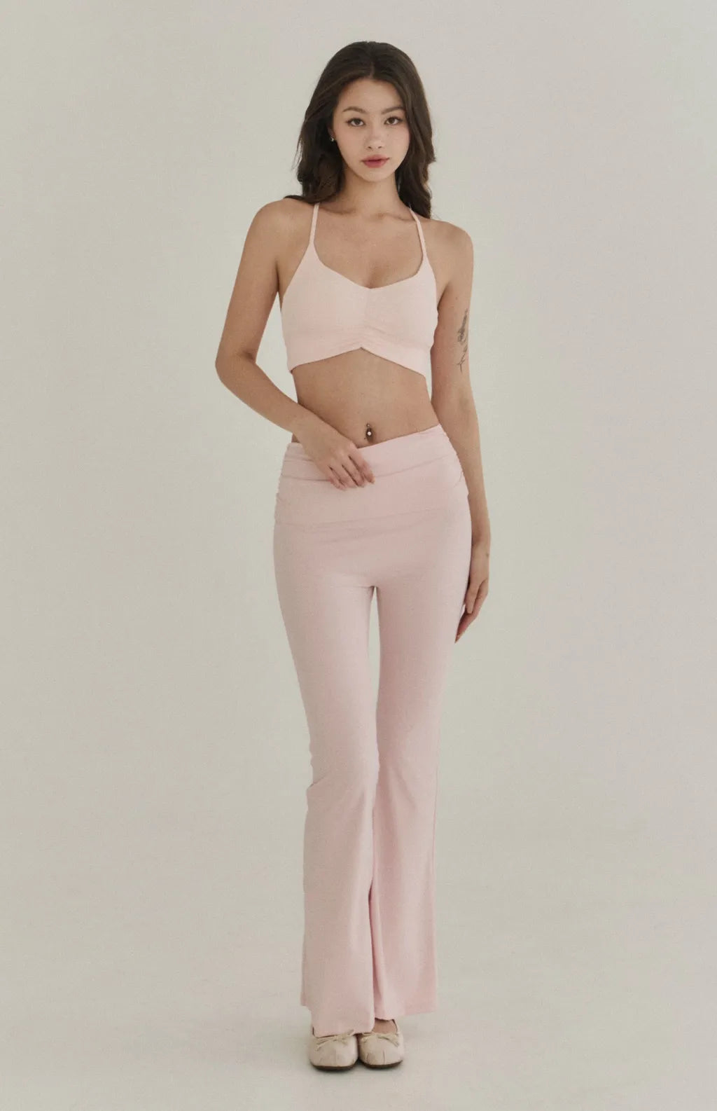 High-Waist Side Ruched Flare Pants<br/>寬腰側抓皺喇叭褲