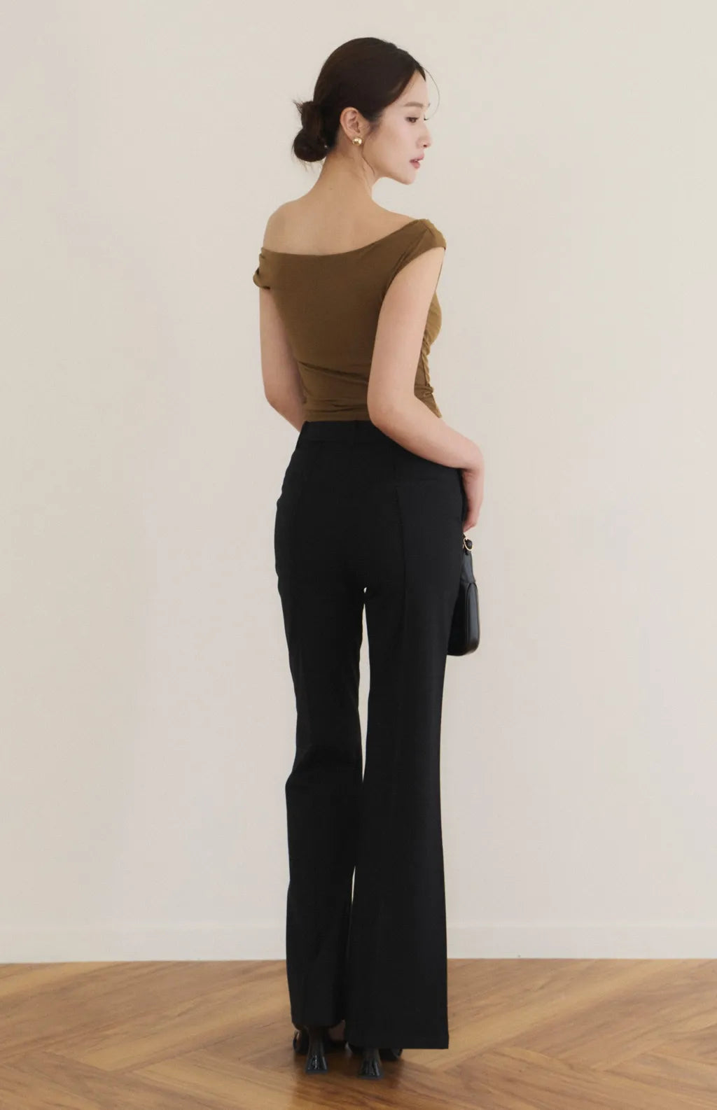 Structured Pintuck Tailored Trousers<br/>挺版高彈壓線西裝褲