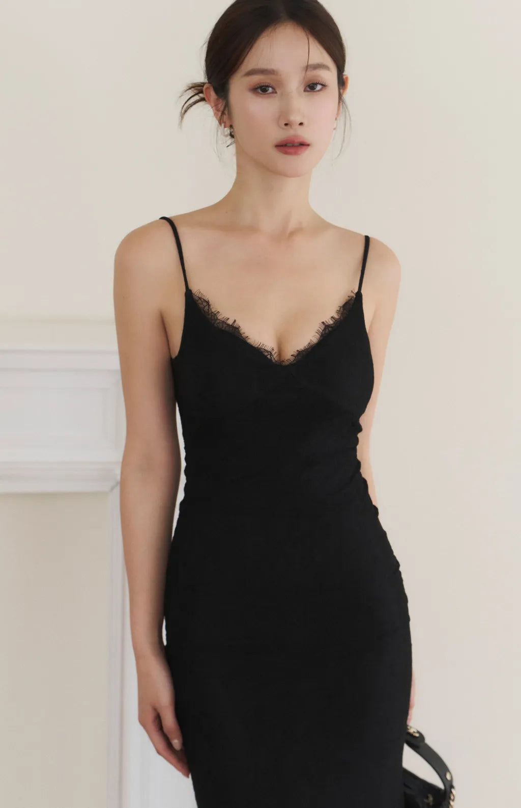 Lace V-Neck Tie-Back Maxi Bra Dress<br/>蕾絲V領美背綁帶Bra Dress