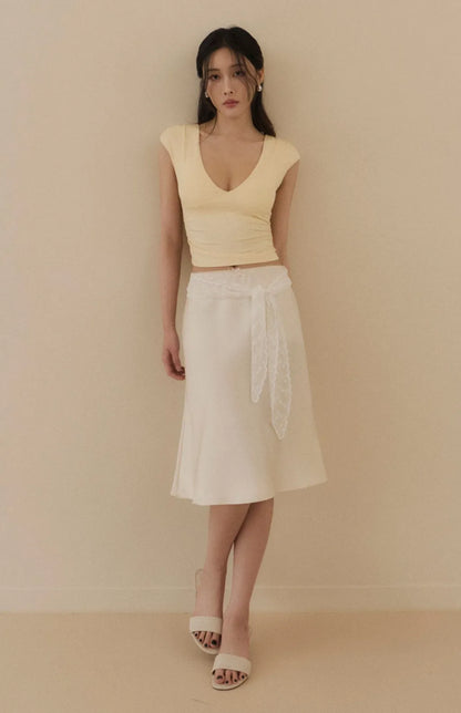 Tencel Plunge Cap-Sleeve Bra Top<br/>天絲裸感V領包袖Bra Top