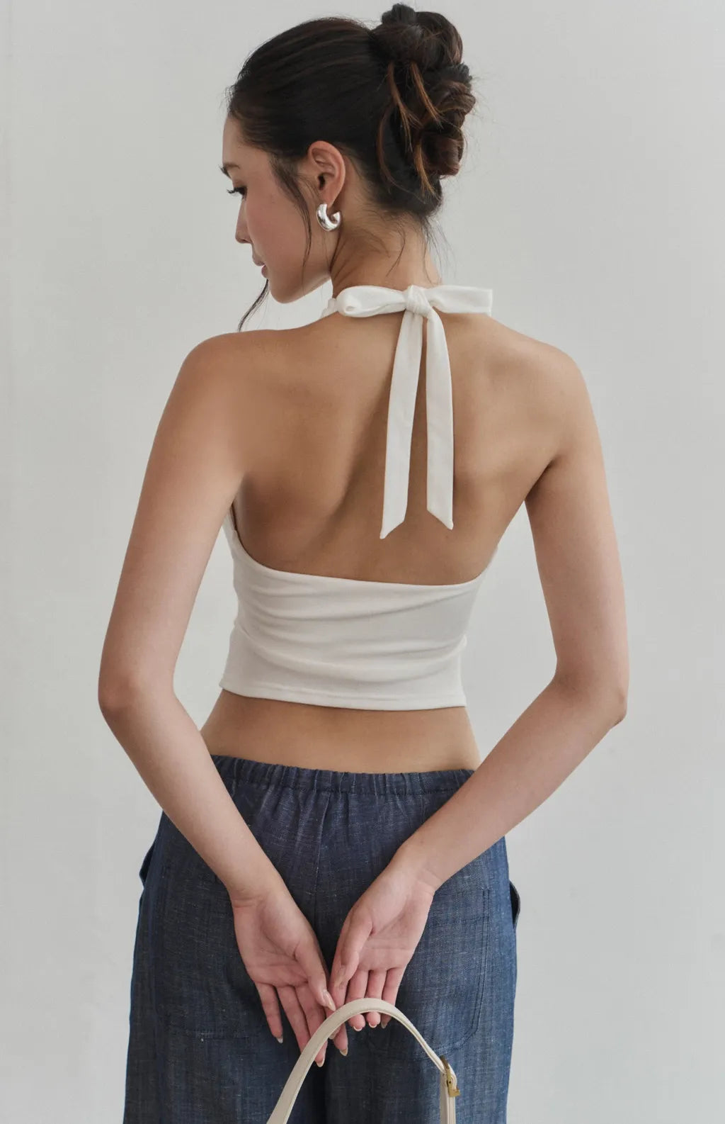 Ruched Plunge Tie-Halter Bra Top<br/>抓皺交叉V領綁帶Bra Top