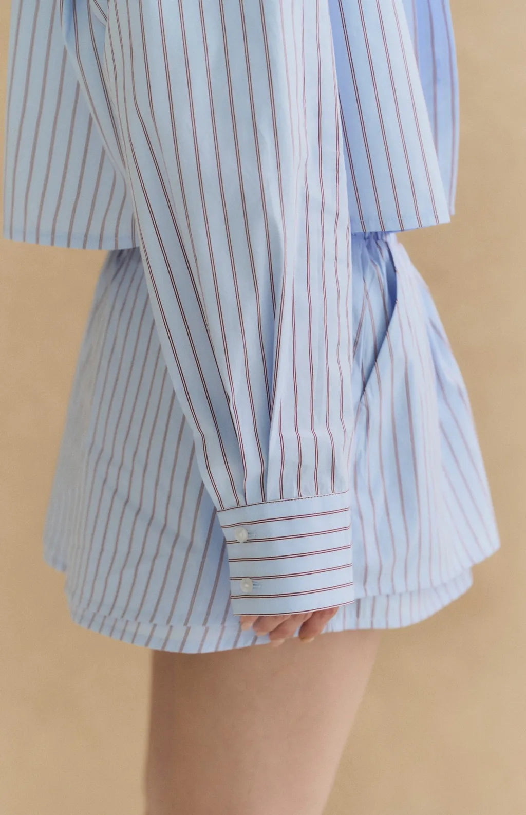 Cropped Boxy Striped Shirt<br/>美式條紋寬鬆短版襯衫