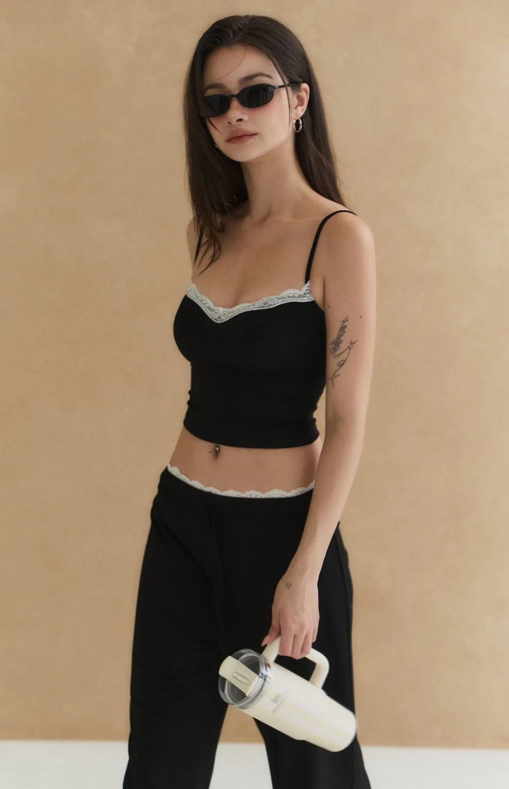 Lace-Trim Drawstring Wide-Leg Pants<br/>蕾絲滾邊抽繩寬褲
