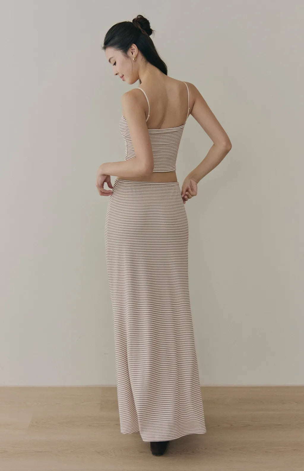 Striped Ruched-Bust V-Neck Cami Bra Top<br/>條紋V領美胸抓皺Bra Top