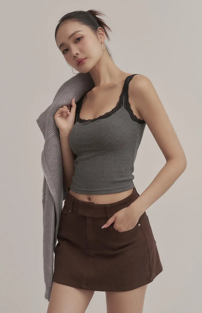 Contrast Lace Scoop-Neck Ribbed Bra Top<br/>羅紋撞色蕾絲U領Bra Top