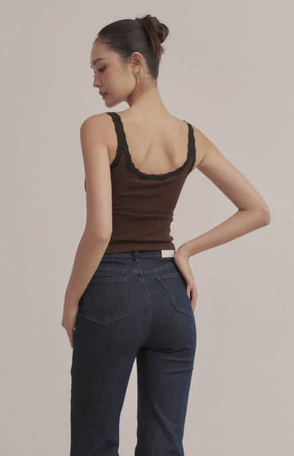 Contrast Lace Scoop-Neck Ribbed Bra Top<br/>羅紋撞色蕾絲U領Bra Top