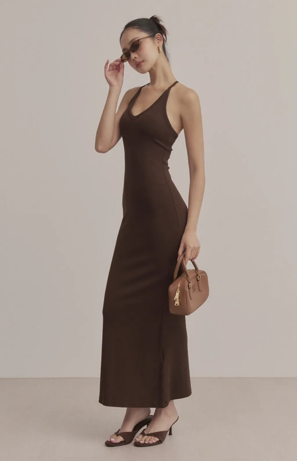 Ribbed V-Neck Racerback Bodycon Maxi Bra Dress<br/>羅紋V領挖背修身Bra Dress