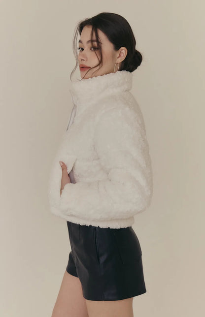 Plush Teddy Fleece Jacket<br/>澎鬆泰迪毛絨外套