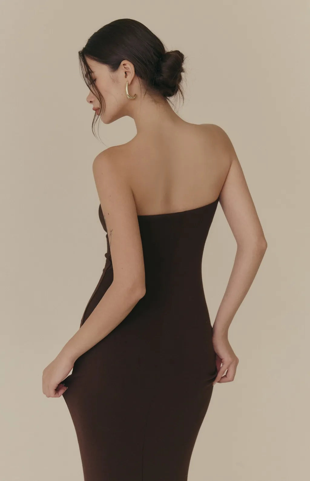 Cozy Wool-Blend Strapless Fishtail Bra Dress<br/>羊毛暖絨平口魚尾Bra Dress