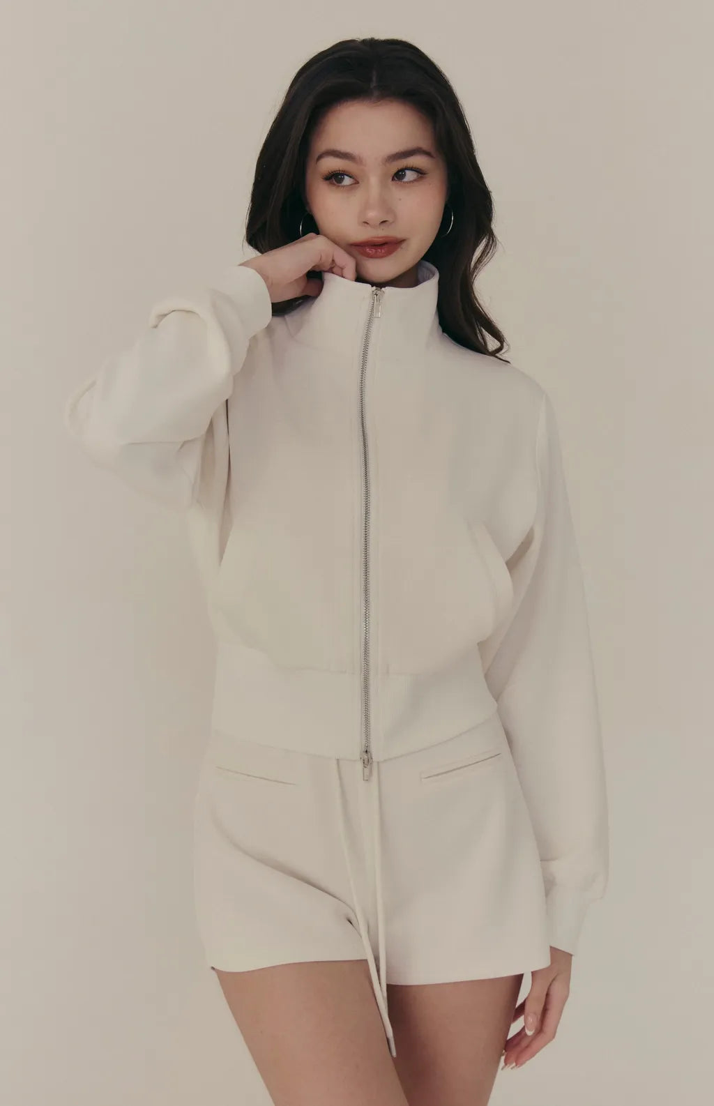 Cloud Drawstring A-Line Shorts<br/>雲感太空棉抽繩A字修身短褲