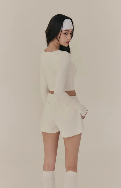 Cloud V-Neck Zip Long-Sleeve Bra Top<br/>雲感太空棉V領修身拉鍊長袖Bra Top