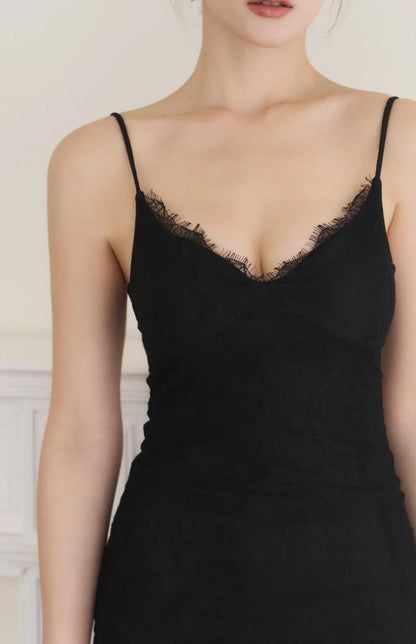 Lace V-Neck Tie-Back Maxi Bra Dress<br/>蕾絲V領美背綁帶Bra Dress