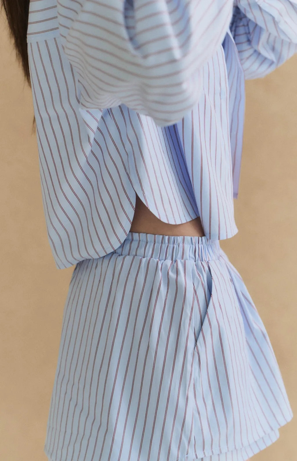 Cropped Boxy Striped Shirt<br/>美式條紋寬鬆短版襯衫
