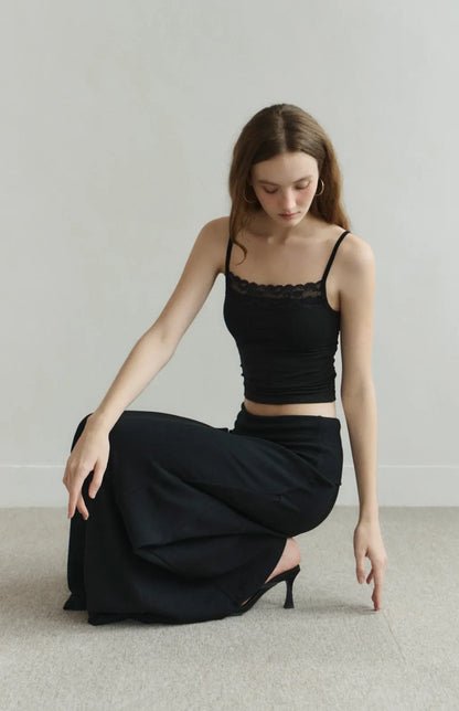 Barely-There Lace-Trim Cami Bra Top<br/>輕裸蕾絲平口細肩Bra Top