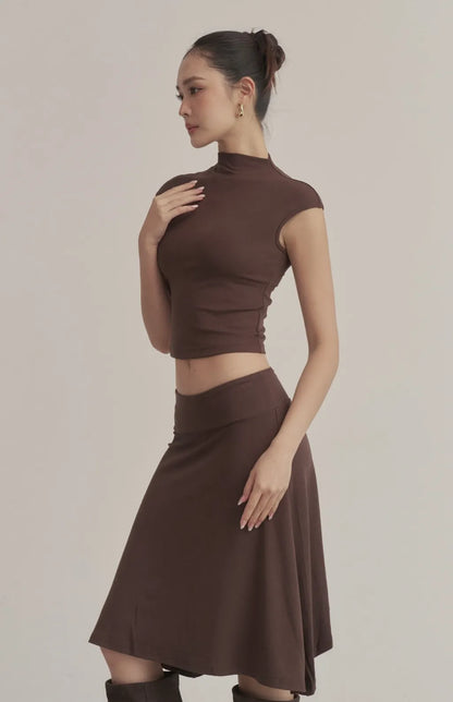Asymmetric Flared Knit Midi Skirt<br/>不對稱傘擺中長裙