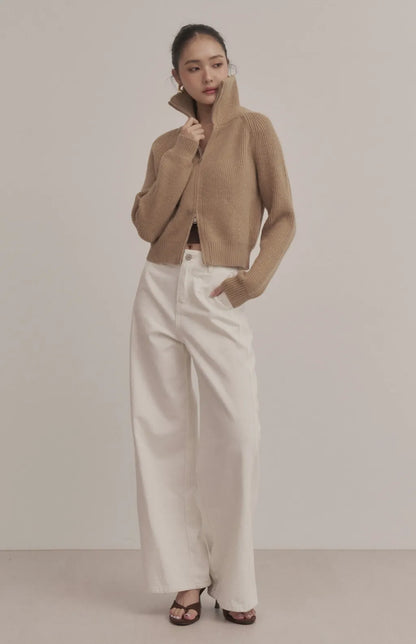Ribbed Collared Two-Way Zip Knit Jacket<br/>坑條翻領拉鍊針織外套