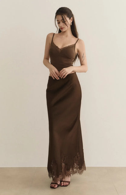 Satin Lace Trim Mermaid Maxi Skirt<br/>緞面蕾絲鑲邊魚尾裙