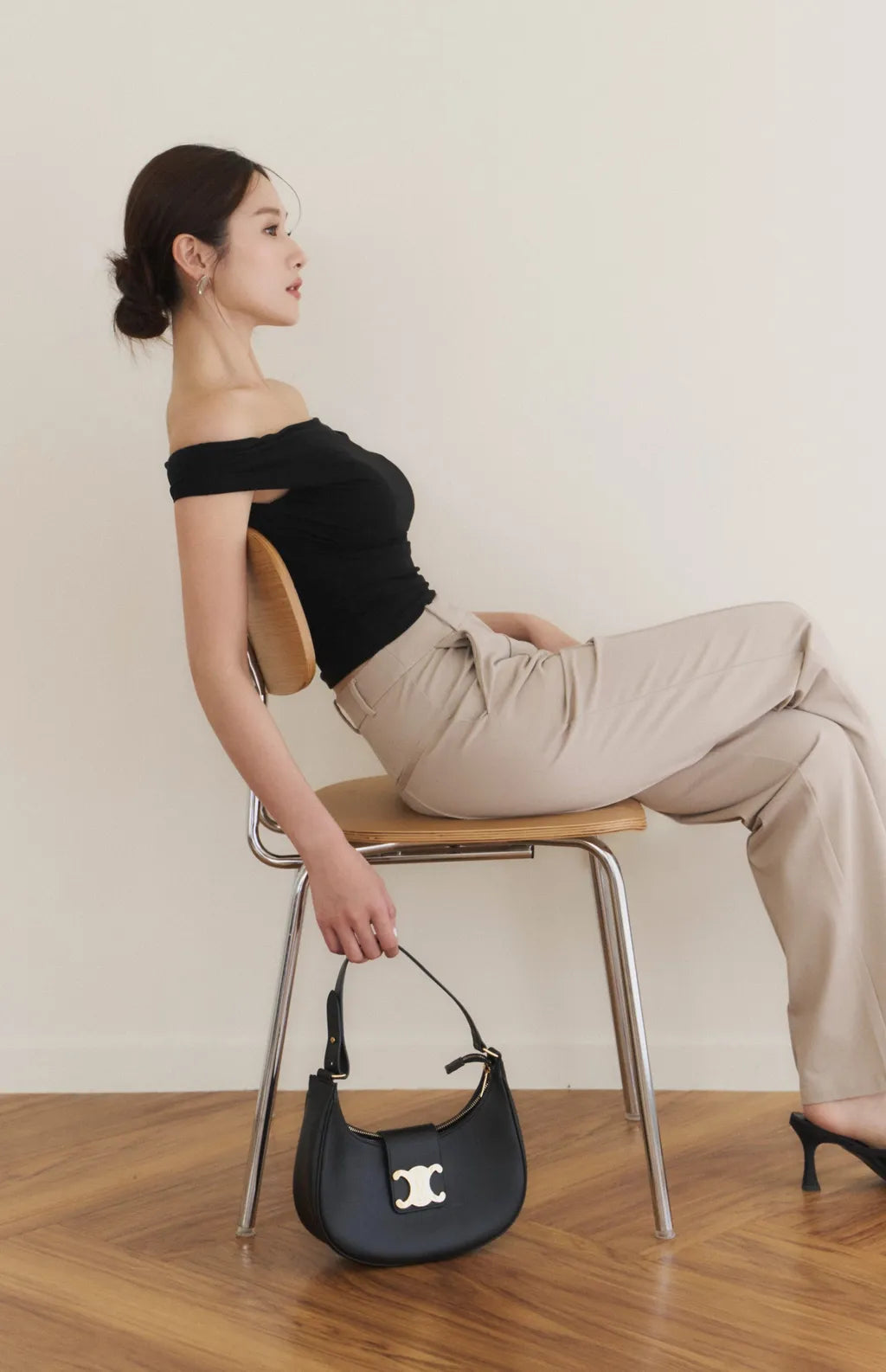 Structured Pintuck Tailored Trousers<br/>挺版高彈壓線西裝褲