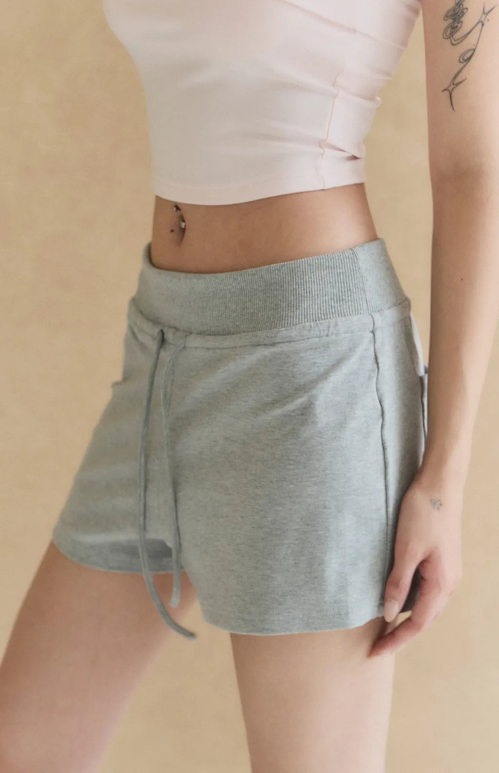 Soft-Touch Wide-Waistband Drawstring Shorts<br/>柔感寬腰帶抽繩短褲